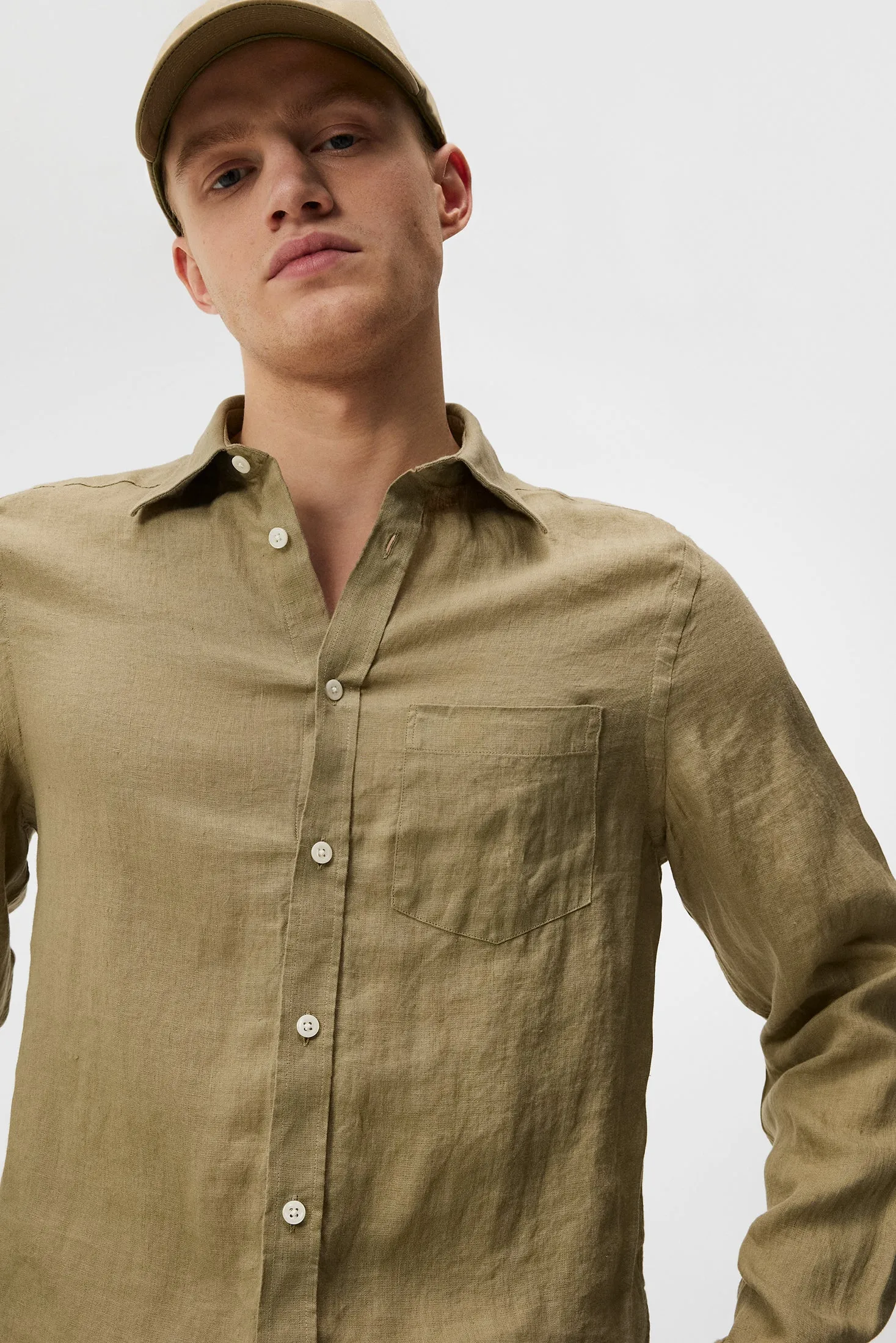 Clean Linen Slim Shirt / Aloe